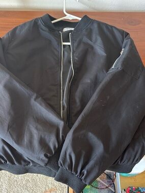 zeagoo Black Bomber Jacket with Silver Zipper fits size s-m